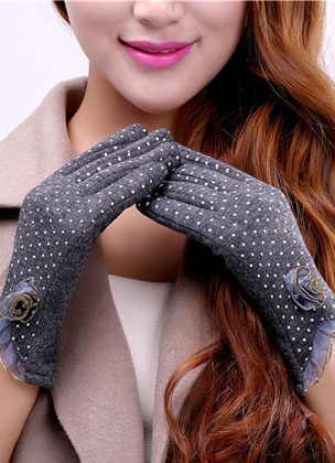 abt_woman_gloves